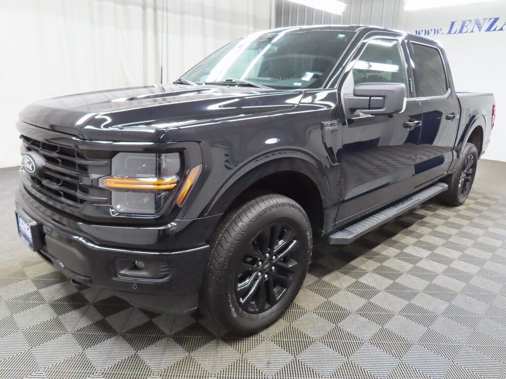 2024 Ford F-150 4x4 SuperCrew XLT Fond du Lac WI