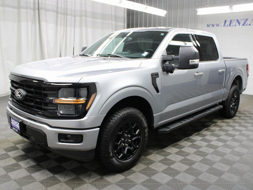 2024 Ford F-150 4x4 SuperCrew XLT Fond du Lac WI