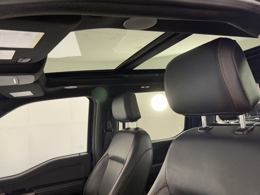 2024 Ford F-150 LARIAT 4WD SuperCrew FX4 w/Twin Panel Moonroof Maumee OH