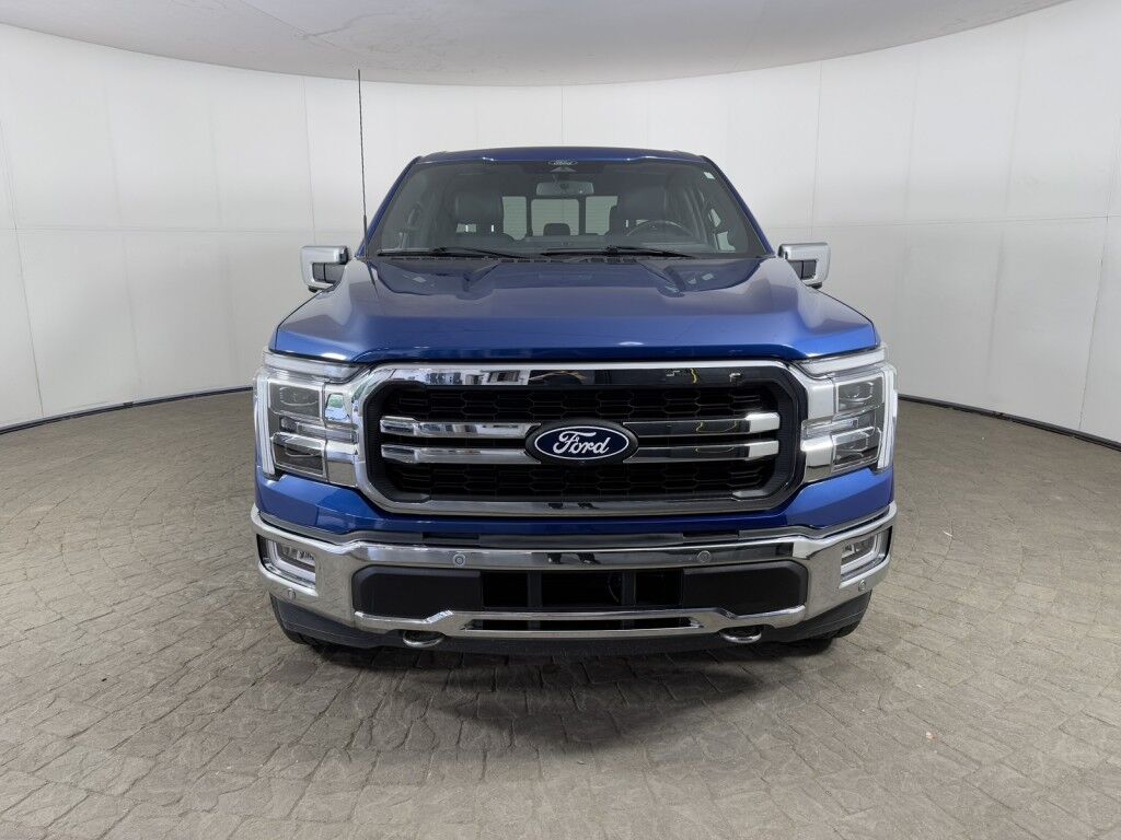 2024 Ford F-150 LARIAT 4WD SuperCrew FX4 w/Twin Panel Moonroof Maumee OH
