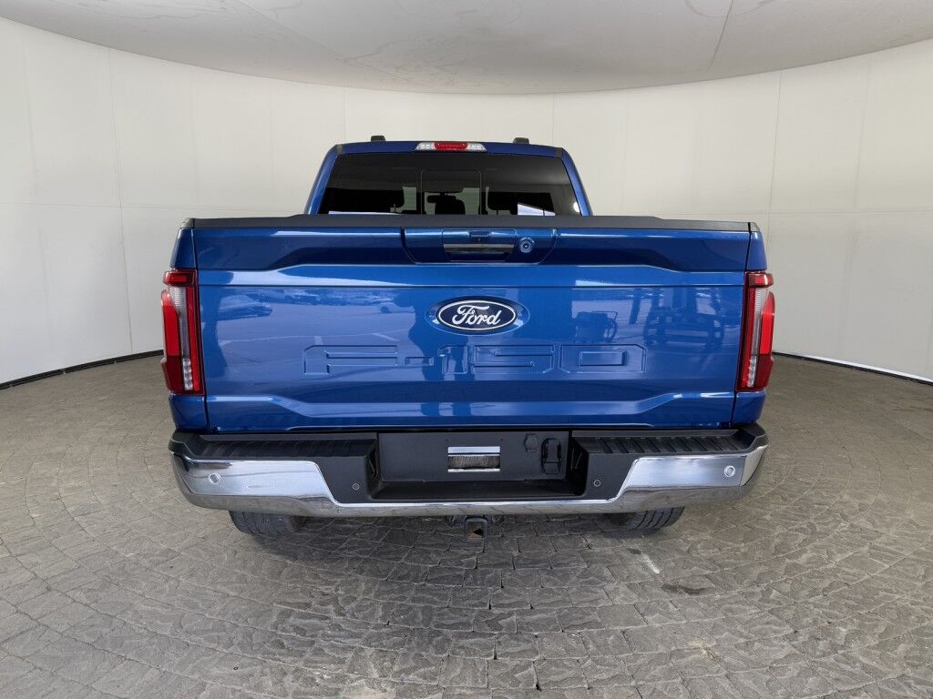2024 Ford F-150 LARIAT 4WD SuperCrew FX4 w/Twin Panel Moonroof Maumee OH