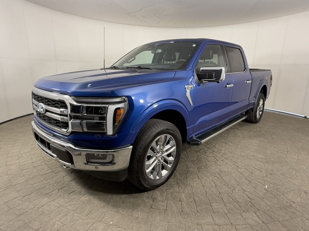2024 Ford F-150 LARIAT 4WD SuperCrew FX4 w/Twin Panel Moonroof Maumee OH