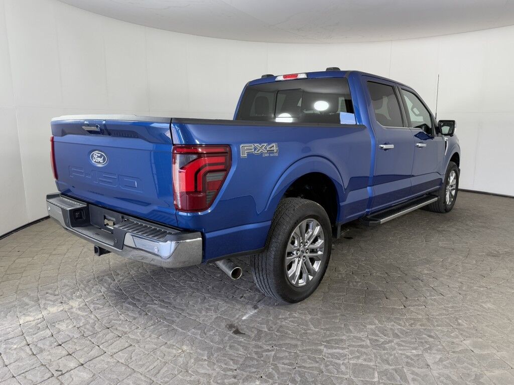 2024 Ford F-150 LARIAT 4WD SuperCrew FX4 w/Twin Panel Moonroof Maumee OH