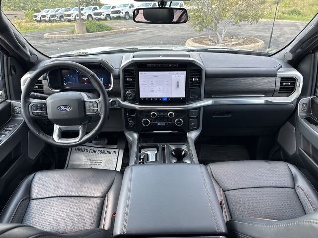 2024 Ford F-150 Lariat  TX