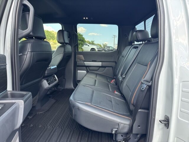 2024 Ford F-150 Lariat  TX