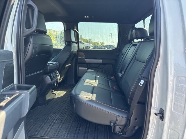 2024 Ford F-150 Lariat  TX