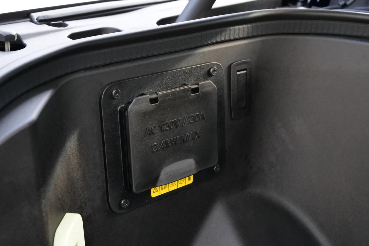 2024 Ford F-150 Lightning LARIAT / AWD / Vented Seats / Pro Power Onboard! Lincolnton NC