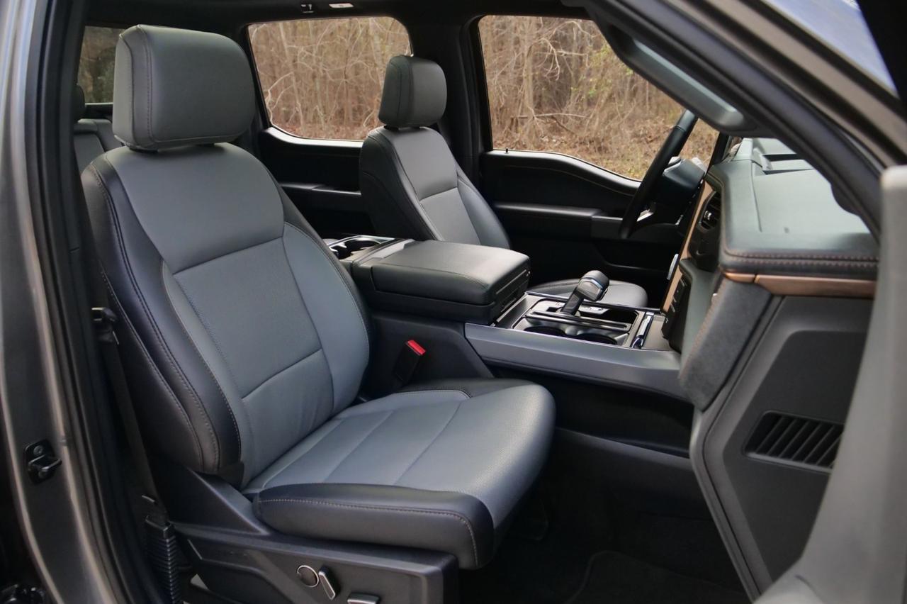 2024 Ford F-150 Lightning LARIAT / AWD / Vented Seats / Pro Power Onboard! Lincolnton NC