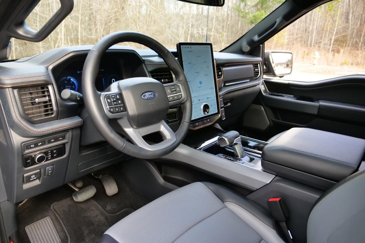 2024 Ford F-150 Lightning LARIAT / AWD / Vented Seats / Pro Power Onboard! Lincolnton NC