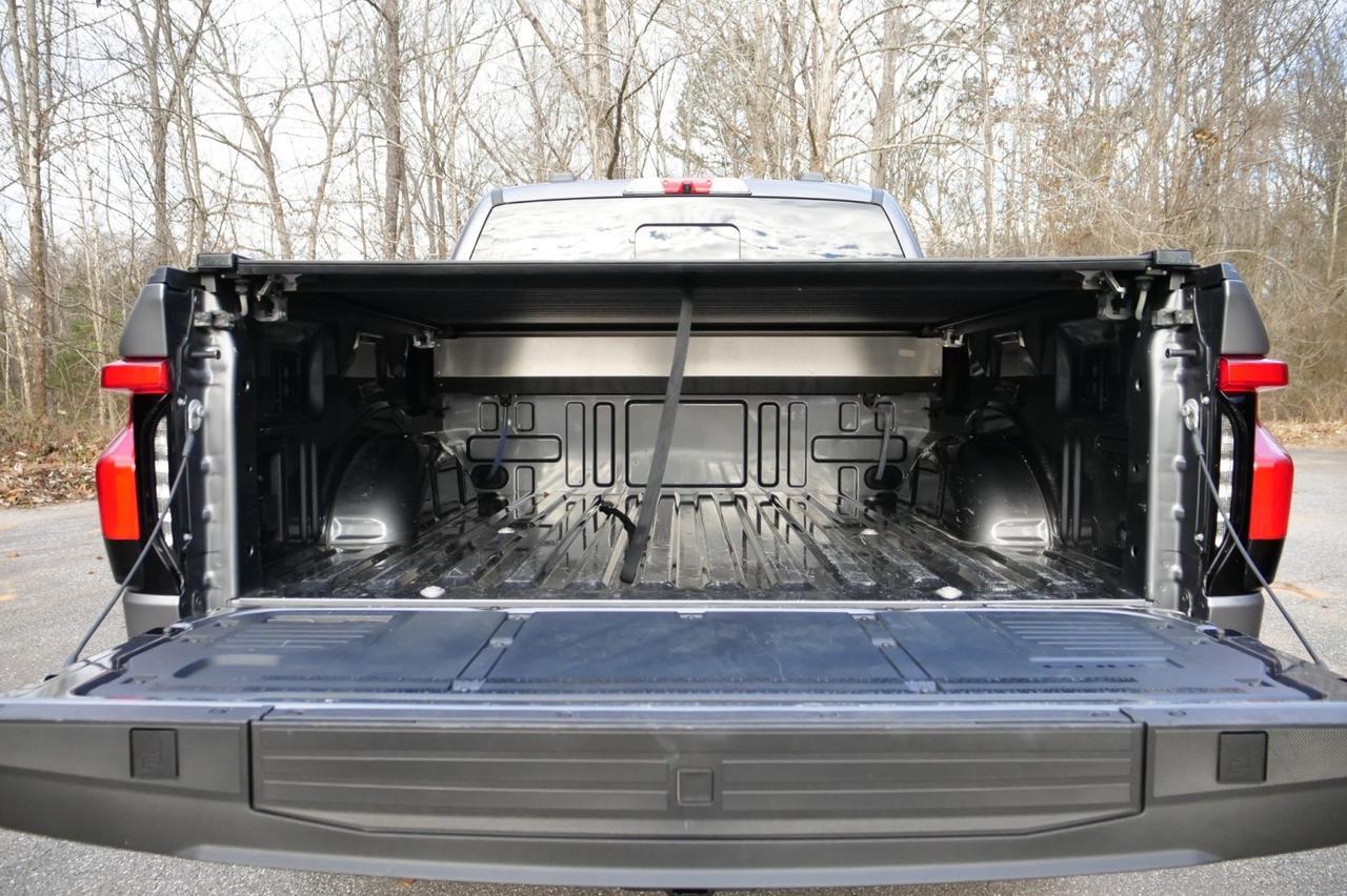 2024 Ford F-150 Lightning LARIAT / AWD / Vented Seats / Pro Power Onboard! Lincolnton NC