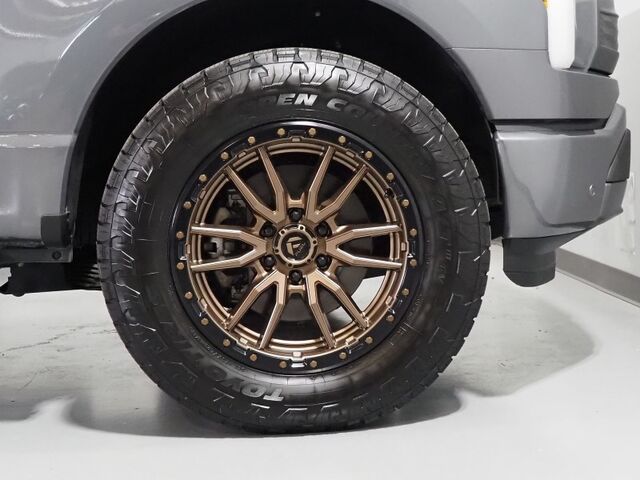 2024 Ford F-150 Lightning Lariat 4WD *NAVIGATION, ADAPTIVE CRUISE, SAFETY ALERTS, 360 CAMERAS, 15.5 INCH COLOR TOUCHSCREEN, TWIN PANEL MOONROOF, CLIMATE SEATS, HTD STEERING, BANG & OLUFSEN, WIRELESS CHARGING, ANDROID & APPLE Round Rock TX