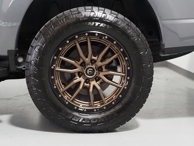 2024 Ford F-150 Lightning Lariat 4WD *NAVIGATION, ADAPTIVE CRUISE, SAFETY ALERTS, 360 CAMERAS, 15.5 INCH COLOR TOUCHSCREEN, TWIN PANEL MOONROOF, CLIMATE SEATS, HTD STEERING, BANG & OLUFSEN, WIRELESS CHARGING, ANDROID & APPLE Round Rock TX