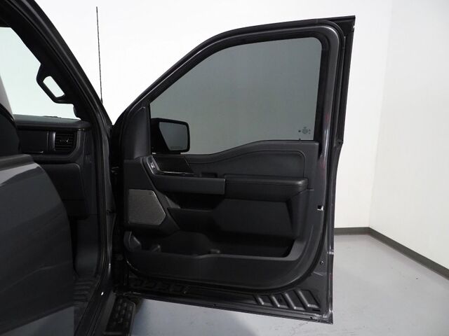 2024 Ford F-150 Lightning Lariat 4WD *NAVIGATION, ADAPTIVE CRUISE, SAFETY ALERTS, 360 CAMERAS, 15.5 INCH COLOR TOUCHSCREEN, TWIN PANEL MOONROOF, CLIMATE SEATS, HTD STEERING, BANG & OLUFSEN, WIRELESS CHARGING, ANDROID & APPLE Round Rock TX