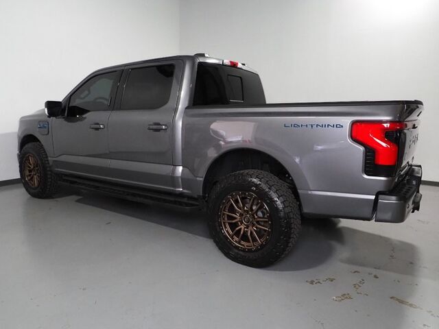 2024 Ford F-150 Lightning Lariat 4WD *NAVIGATION, ADAPTIVE CRUISE, SAFETY ALERTS, 360 CAMERAS, 15.5 INCH COLOR TOUCHSCREEN, TWIN PANEL MOONROOF, CLIMATE SEATS, HTD STEERING, BANG & OLUFSEN, WIRELESS CHARGING, ANDROID & APPLE Round Rock TX