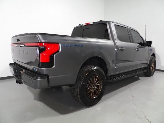 2024 Ford F-150 Lightning Lariat 4WD *NAVIGATION, ADAPTIVE CRUISE, SAFETY ALERTS, 360 CAMERAS, 15.5 INCH COLOR TOUCHSCREEN, TWIN PANEL MOONROOF, CLIMATE SEATS, HTD STEERING, BANG & OLUFSEN, WIRELESS CHARGING, ANDROID & APPLE Round Rock TX