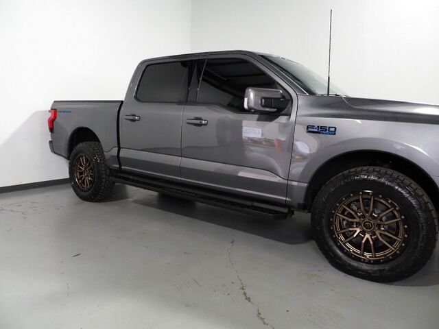 2024 Ford F-150 Lightning Lariat 4WD *NAVIGATION, ADAPTIVE CRUISE, SAFETY ALERTS, 360 CAMERAS, 15.5 INCH COLOR TOUCHSCREEN, TWIN PANEL MOONROOF, CLIMATE SEATS, HTD STEERING, BANG & OLUFSEN, WIRELESS CHARGING, ANDROID & APPLE Round Rock TX