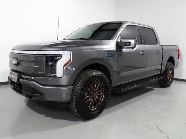 2024 Ford F-150 Lightning Lariat 4WD *NAVIGATION, ADAPTIVE CRUISE, SAFETY ALERTS, 360 CAMERAS, 15.5 INCH COLOR TOUCHSCREEN, TWIN PANEL MOONROOF, CLIMATE SEATS, HTD STEERING, BANG & OLUFSEN, WIRELESS CHARGING, ANDROID & APPLE Round Rock TX