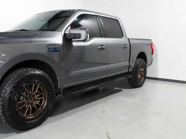 2024 Ford F-150 Lightning Lariat 4WD *NAVIGATION, ADAPTIVE CRUISE, SAFETY ALERTS, 360 CAMERAS, 15.5 INCH COLOR TOUCHSCREEN, TWIN PANEL MOONROOF, CLIMATE SEATS, HTD STEERING, BANG & OLUFSEN, WIRELESS CHARGING, ANDROID & APPLE Round Rock TX