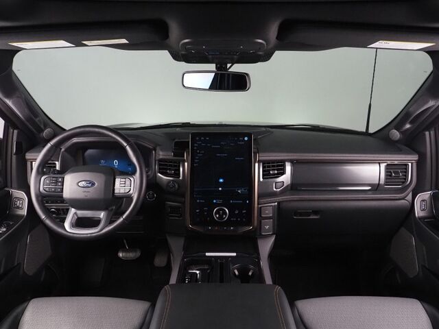 2024 Ford F-150 Lightning Lariat 4WD *NAVIGATION, ADAPTIVE CRUISE, SAFETY ALERTS, 360 CAMERAS, 15.5 INCH COLOR TOUCHSCREEN, TWIN PANEL MOONROOF, CLIMATE SEATS, HTD STEERING, BANG & OLUFSEN, WIRELESS CHARGING, ANDROID & APPLE Round Rock TX
