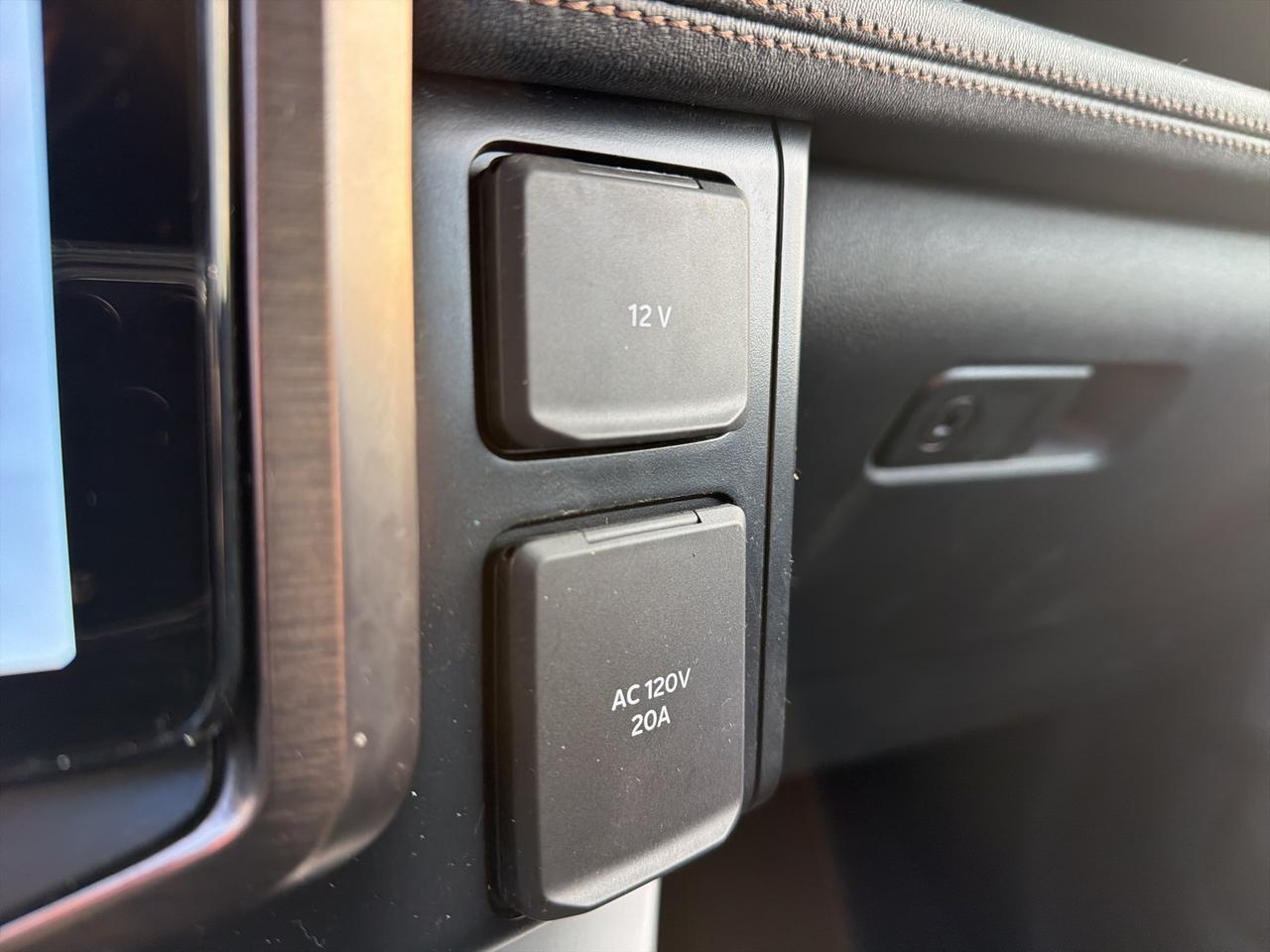 2024 Ford F-150 Lightning Lariat Gaithersburg MD