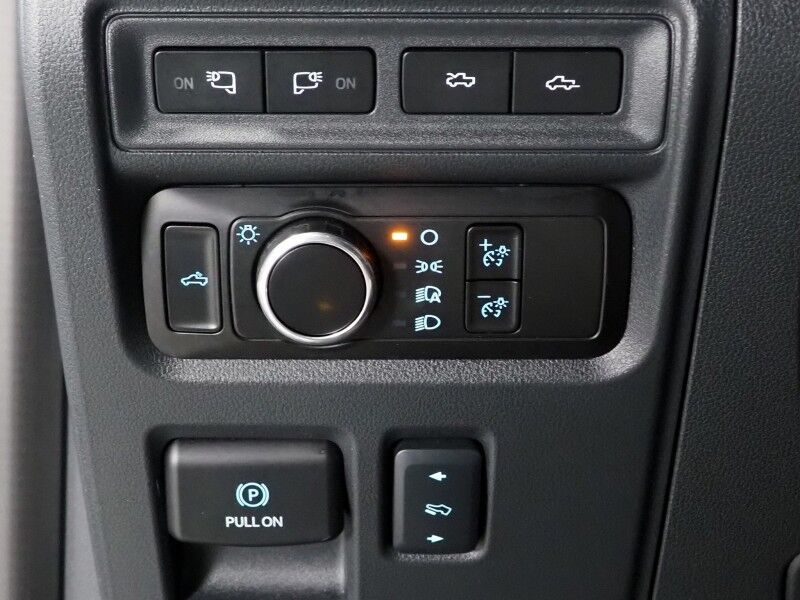 2024 Ford F-150 Lightning Platinum 4WD *NAVIGATION, ADAPTIVE CRUISE, SAFETY ALERTS, 360 VIEW CAMERAS, TWIN-PANEL MOONROOF, NIRVANA LEATHER, CLIMATE MASSAGE SEATS, HTD STEERING, BANG & OLUFSEN, WIRELESS CHARGING, ANDROID & APPLE Round Rock TX