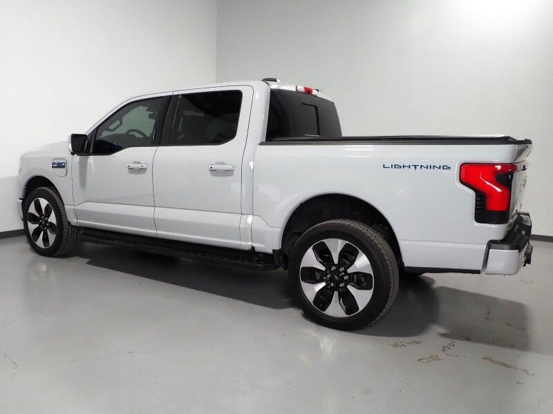 2024 Ford F-150 Lightning Platinum 4WD *NAVIGATION, ADAPTIVE CRUISE, SAFETY ALERTS, 360 VIEW CAMERAS, TWIN-PANEL MOONROOF, NIRVANA LEATHER, CLIMATE MASSAGE SEATS, HTD STEERING, BANG & OLUFSEN, WIRELESS CHARGING, ANDROID & APPLE Round Rock TX