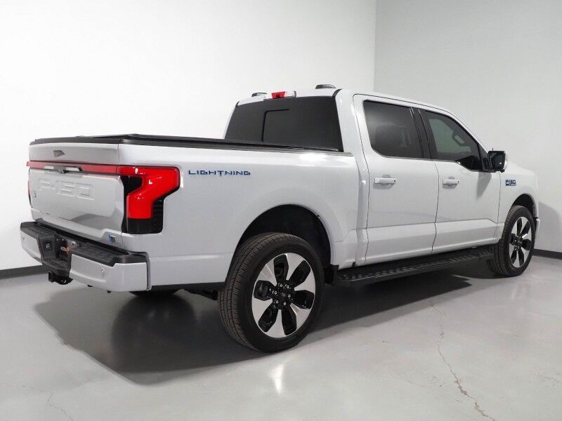 2024 Ford F-150 Lightning Platinum 4WD *NAVIGATION, ADAPTIVE CRUISE, SAFETY ALERTS, 360 VIEW CAMERAS, TWIN-PANEL MOONROOF, NIRVANA LEATHER, CLIMATE MASSAGE SEATS, HTD STEERING, BANG & OLUFSEN, WIRELESS CHARGING, ANDROID & APPLE Round Rock TX