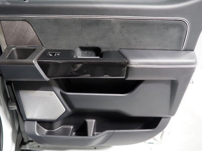 2024 Ford F-150 Lightning Platinum 4WD *NAVIGATION, ADAPTIVE CRUISE, SAFETY ALERTS, 360 VIEW CAMERAS, TWIN-PANEL MOONROOF, NIRVANA LEATHER, CLIMATE MASSAGE SEATS, HTD STEERING, BANG & OLUFSEN, WIRELESS CHARGING, ANDROID & APPLE Round Rock TX