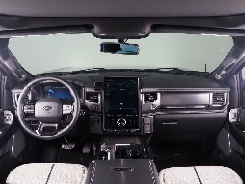 2024 Ford F-150 Lightning Platinum 4WD *NAVIGATION, ADAPTIVE CRUISE, SAFETY ALERTS, 360 VIEW CAMERAS, TWIN-PANEL MOONROOF, NIRVANA LEATHER, CLIMATE MASSAGE SEATS, HTD STEERING, BANG & OLUFSEN, WIRELESS CHARGING, ANDROID & APPLE