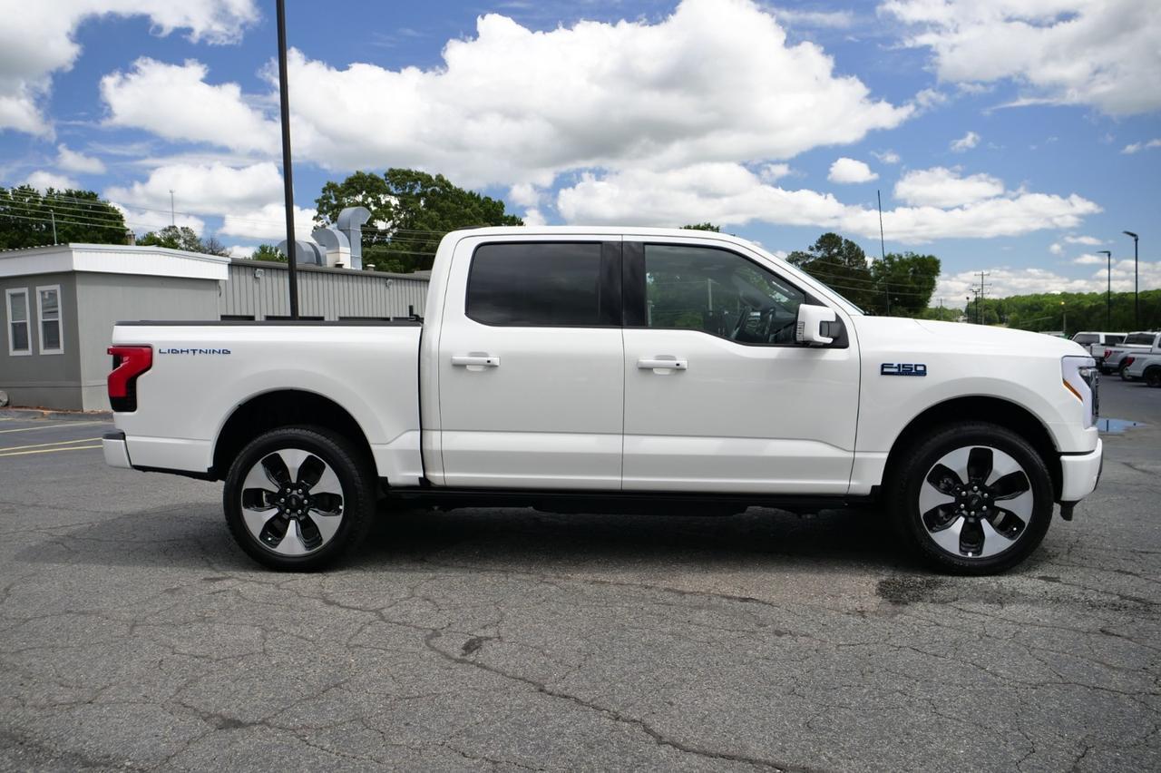 2024 Ford F-150 Lightning Platinum 4X4 / Pro Power Onboard / Extended Battery! Lincolnton NC