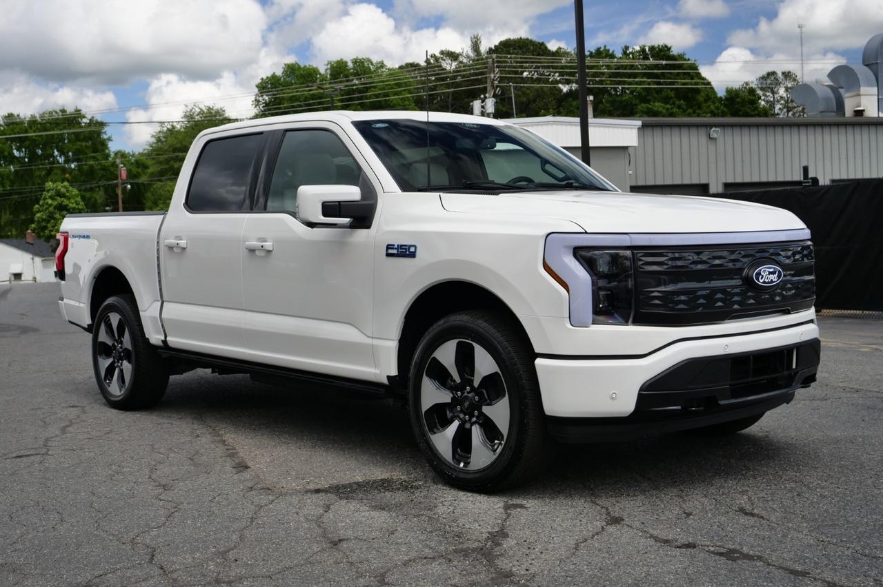 2024 Ford F-150 Lightning Platinum 4X4 / Pro Power Onboard / Extended Battery! Lincolnton NC