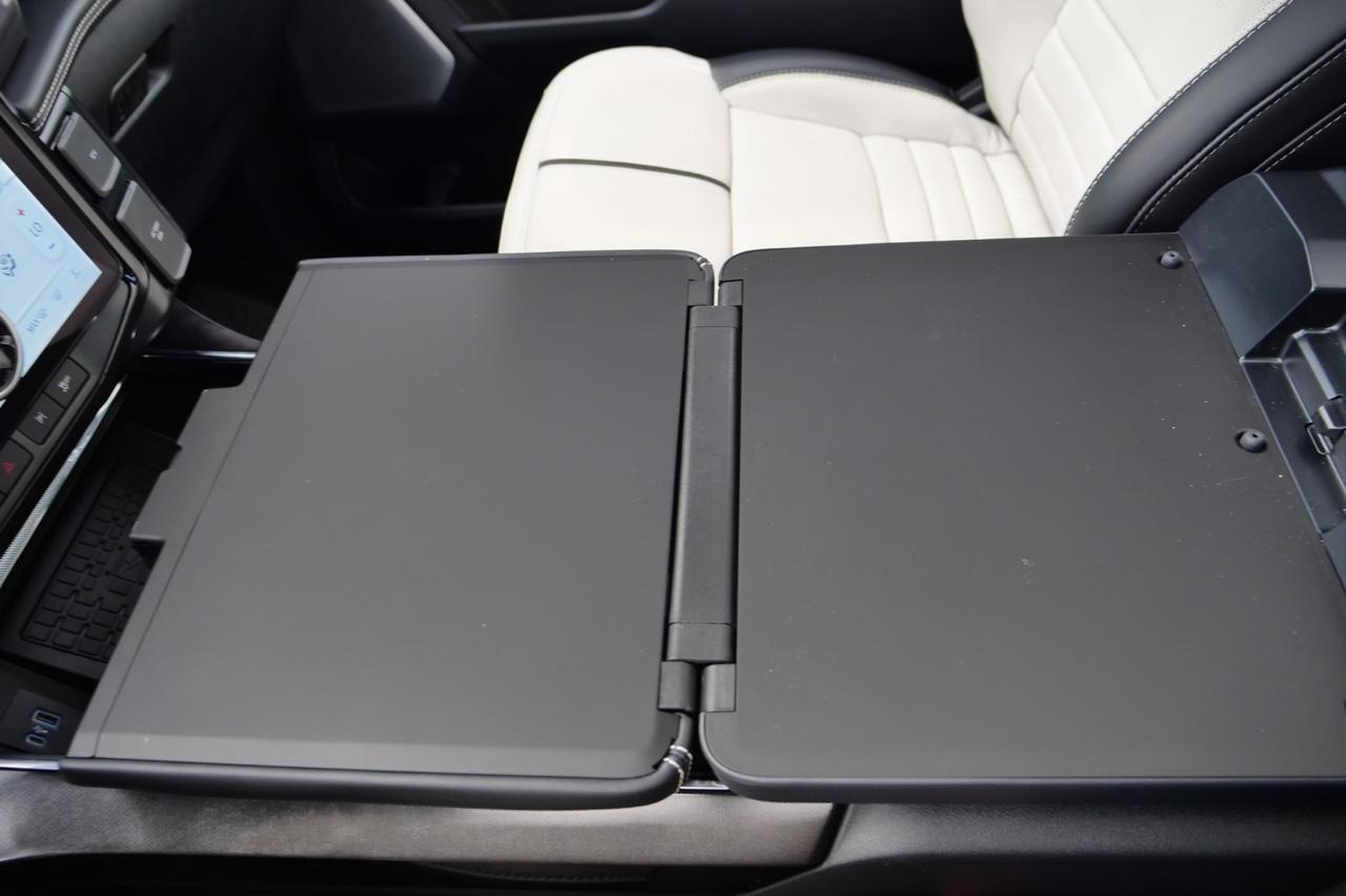 2024 Ford F-150 Lightning Platinum 4X4 / Pro Power Onboard / Extended Battery! Lincolnton NC