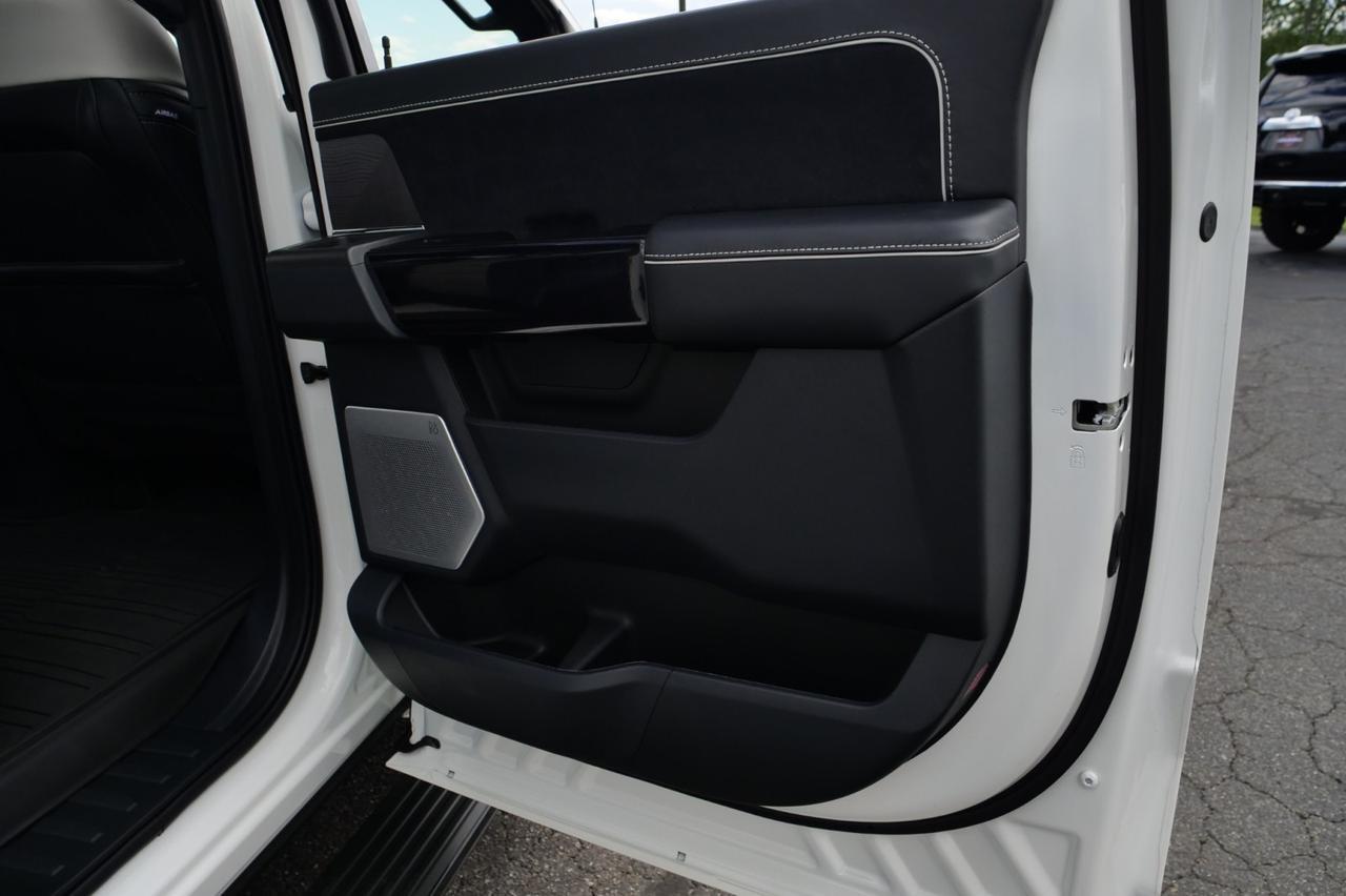 2024 Ford F-150 Lightning Platinum 4X4 / Pro Power Onboard / Extended Battery! Lincolnton NC
