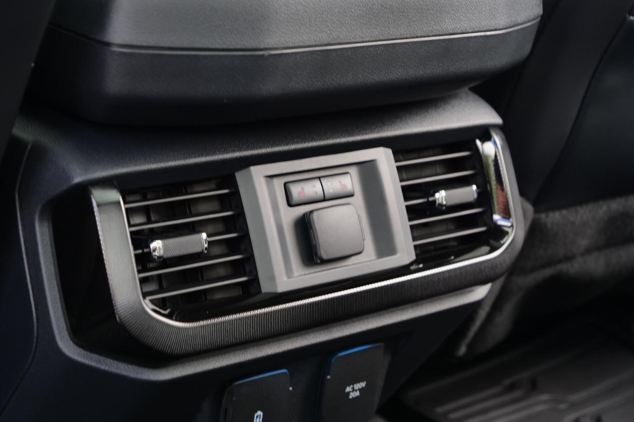 2024 Ford F-150 Lightning Platinum 4X4 / Pro Power Onboard / Extended Battery! Lincolnton NC