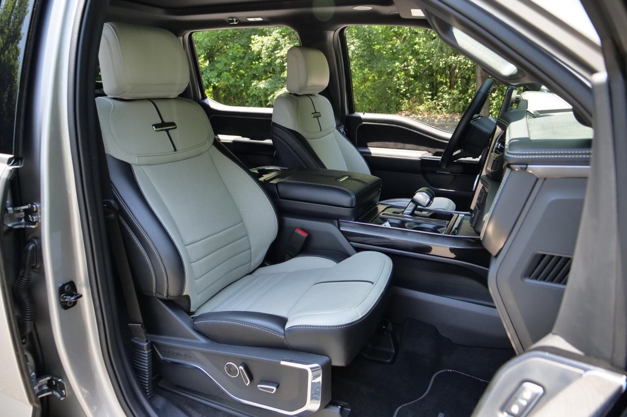 2024 Ford F-150 Lightning Platinum 4x4 / PANO Sunroof / Cooled Seats! Lincolnton NC