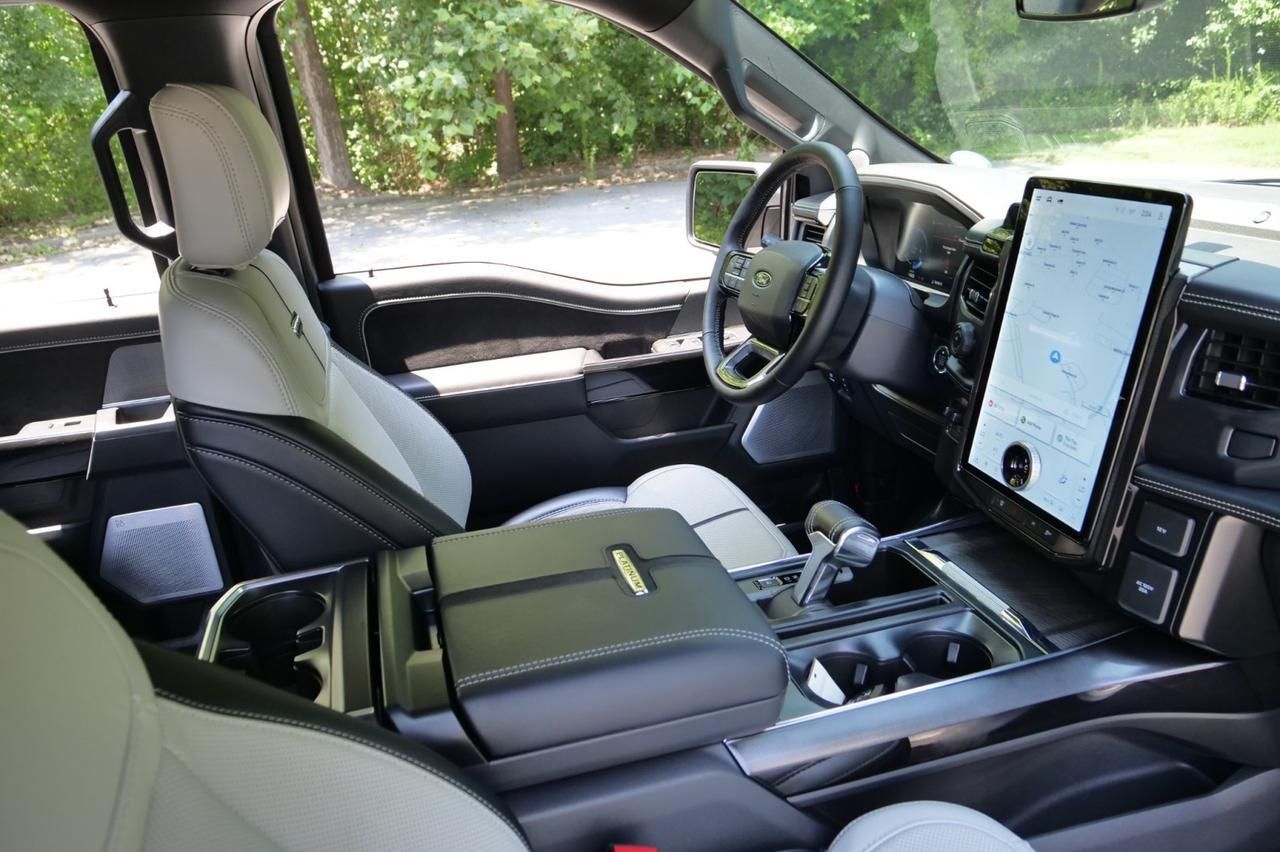2024 Ford F-150 Lightning Platinum 4x4 / PANO Sunroof / Cooled Seats! Lincolnton NC