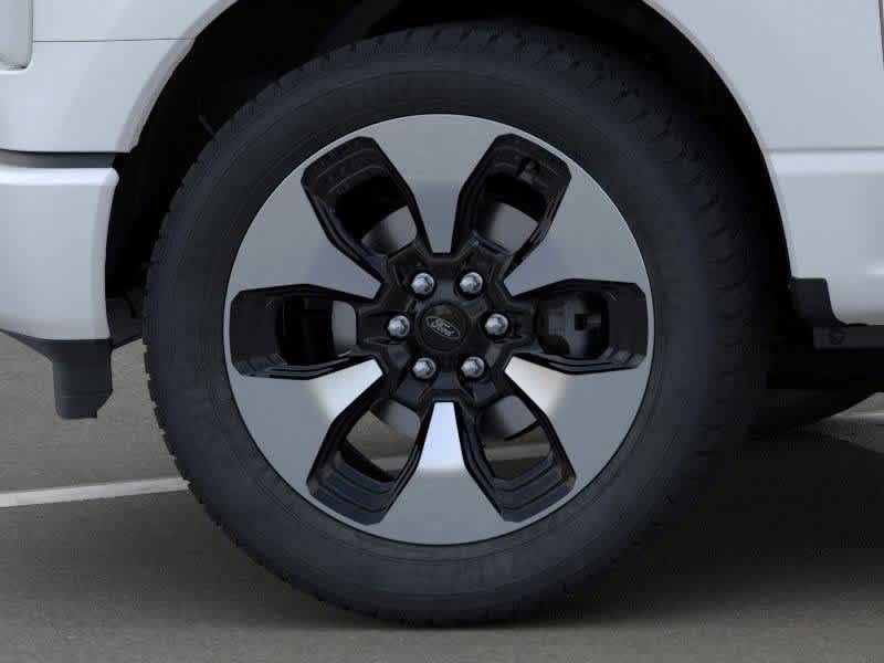 2024 Ford F-150 Lightning Platinum Plymouth MA