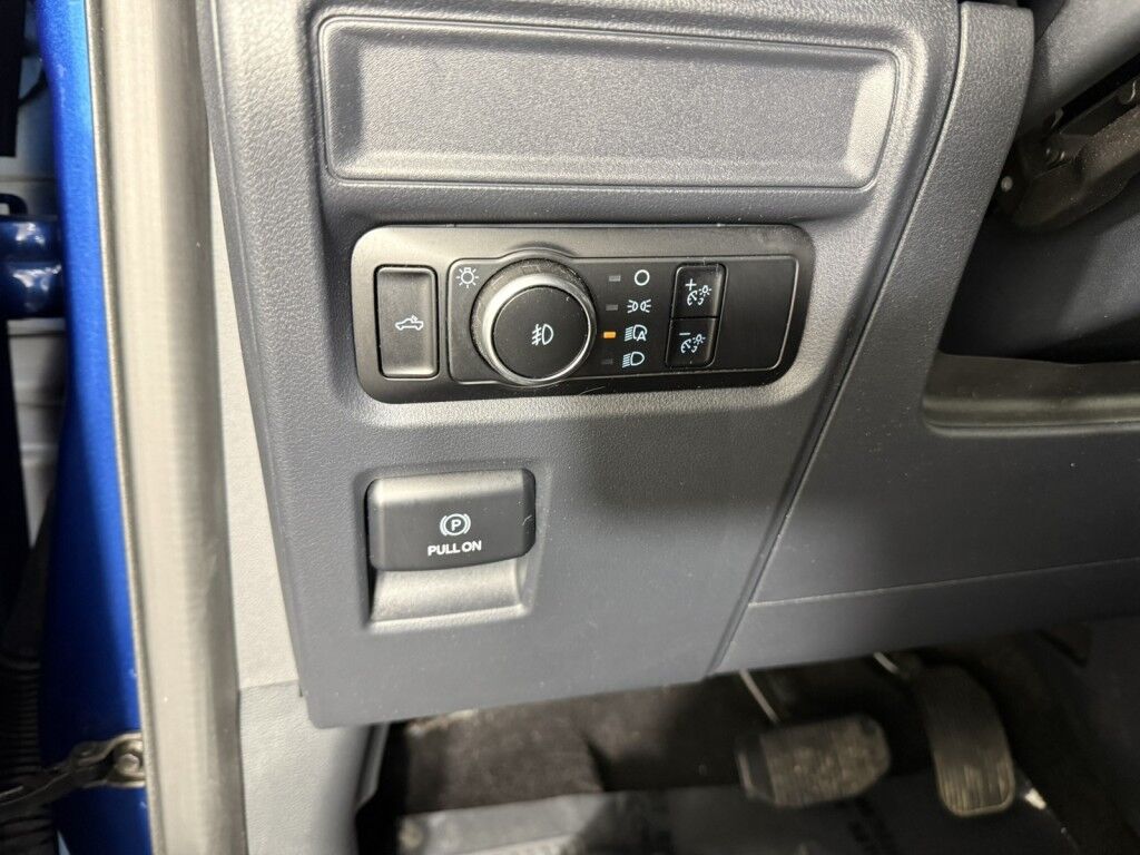 2024 Ford F-150 STX 4WD w/Black Appearance SuperCrew 5.5' Box Maumee OH