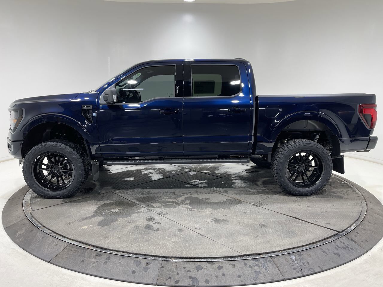 2024 Ford F-150 XLT - GIANT CUSTOMS Sherwood Park AB