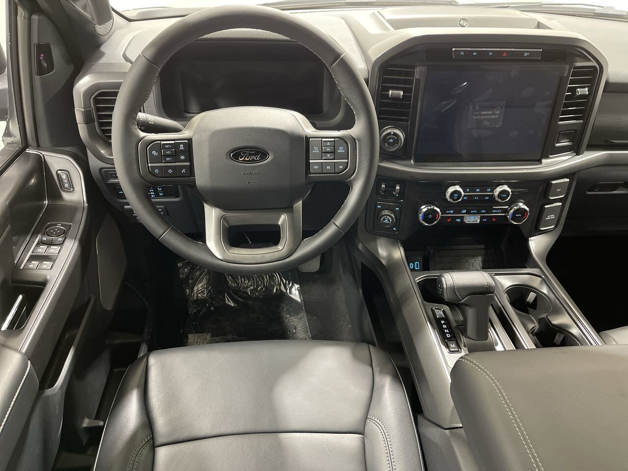 2024 Ford F-150 XLT - GIANT CUSTOMS Sherwood Park AB