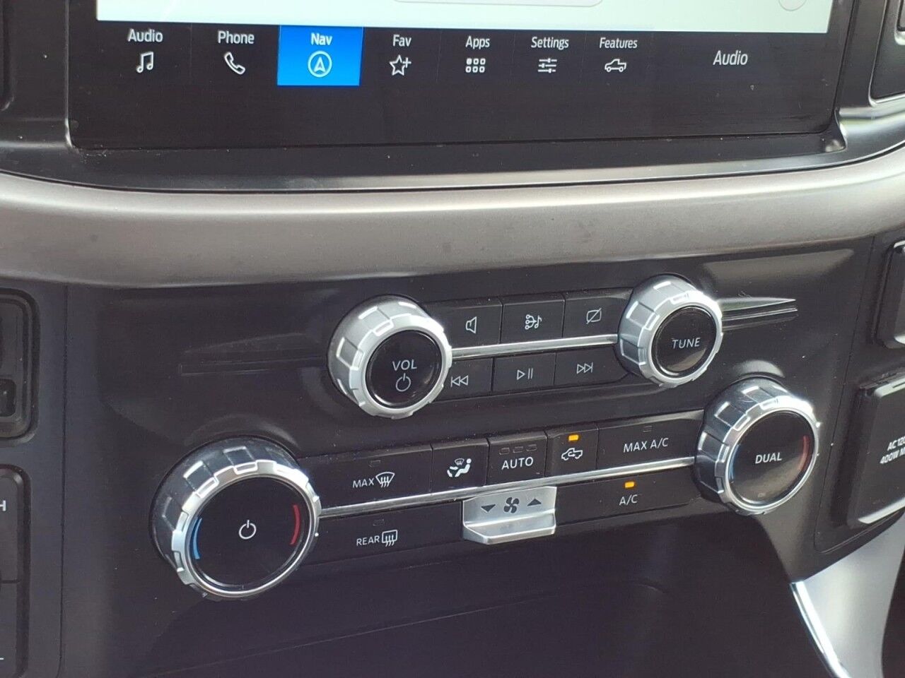 2024 Ford F-150 XLT Uvalde TX