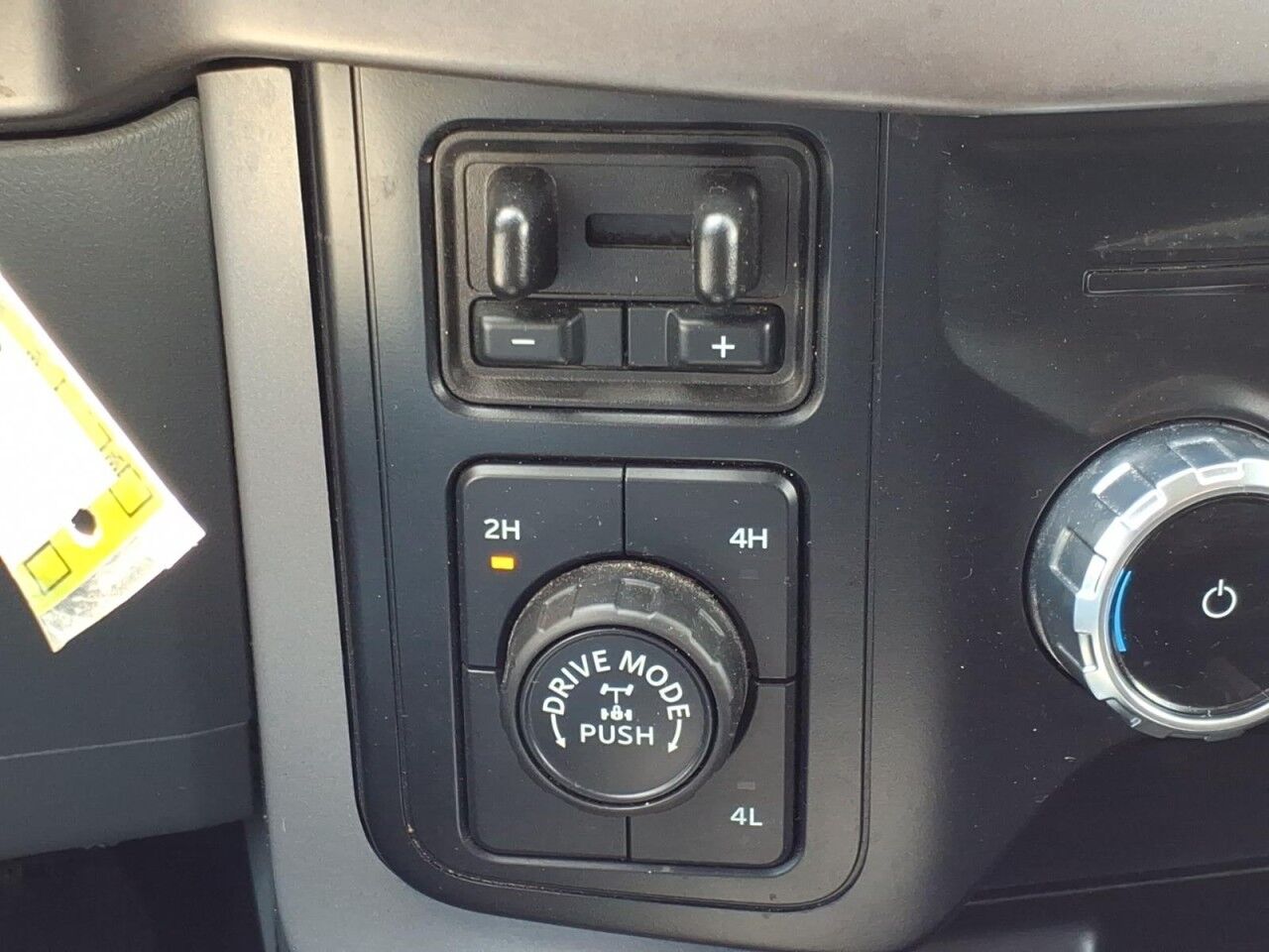 2024 Ford F-150 XLT Uvalde TX