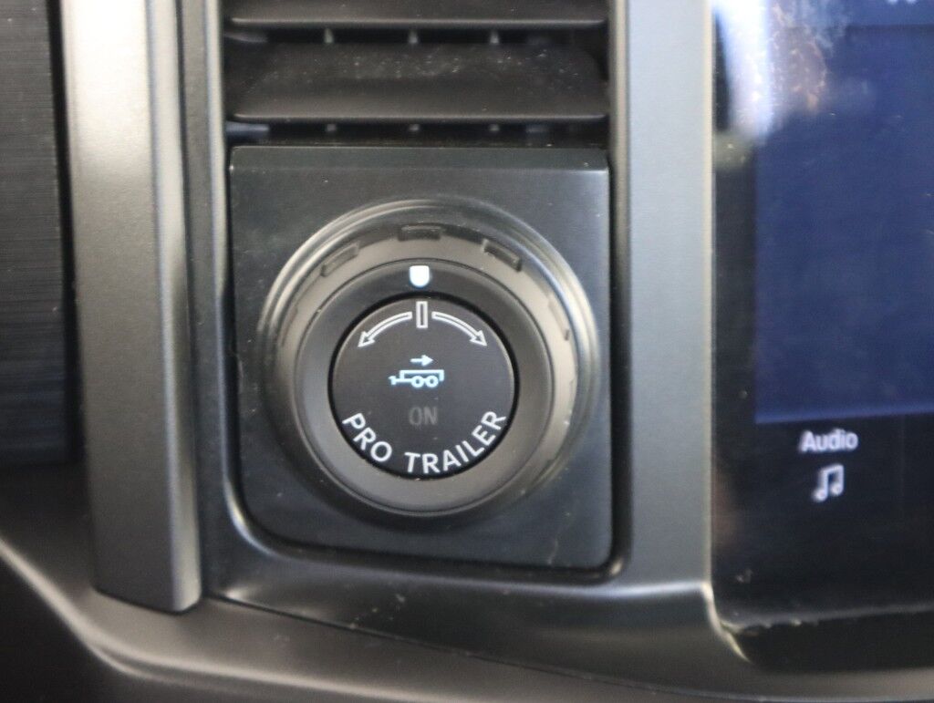 2024 Ford F-150 XLT 4WD SuperCrew w/Black Appearance Maumee OH