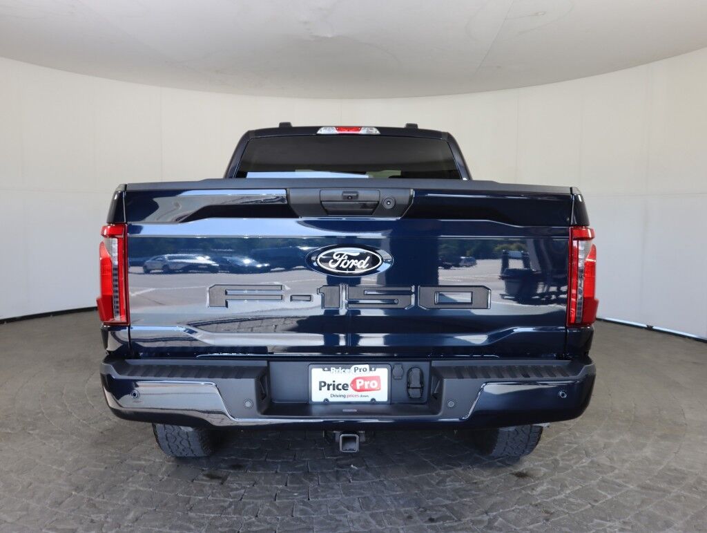 2024 Ford F-150 XLT 4WD SuperCrew w/Black Appearance Maumee OH