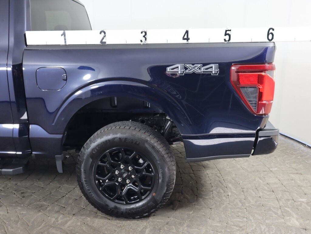 2024 Ford F-150 XLT 4WD SuperCrew w/Black Appearance Maumee OH