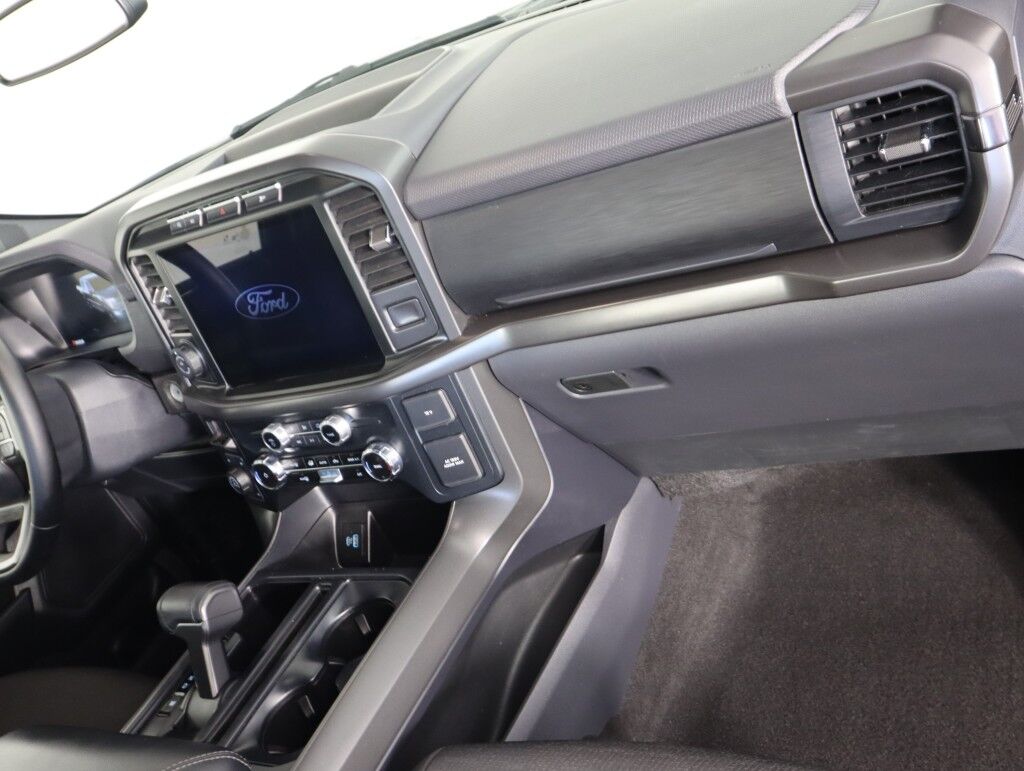 2024 Ford F-150 XLT 4WD SuperCrew w/Black Appearance Maumee OH