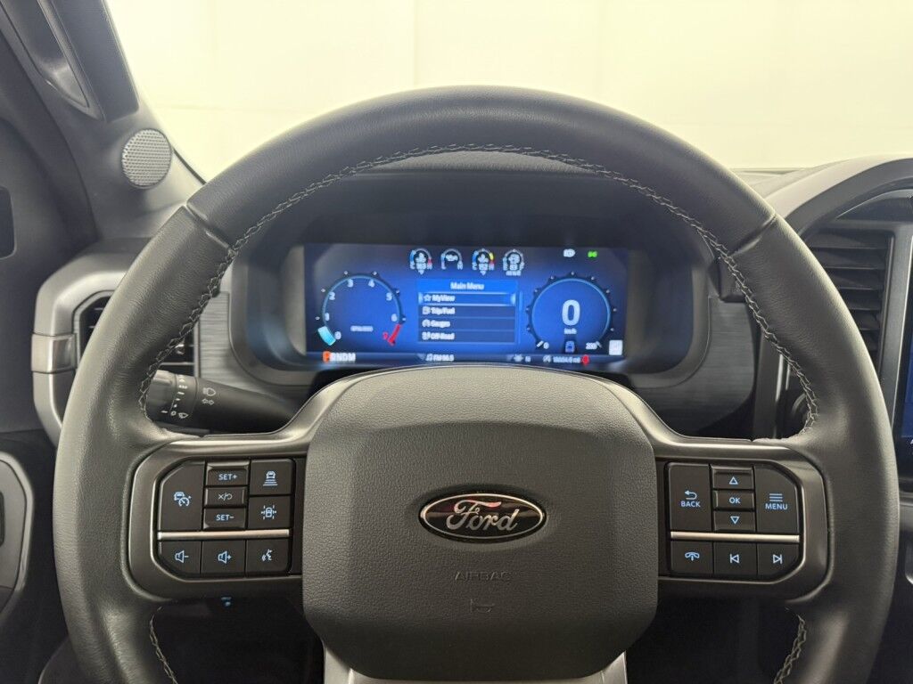 2024 Ford F-150 XLT 4WD w/Black Appearance SuperCrew Maumee OH