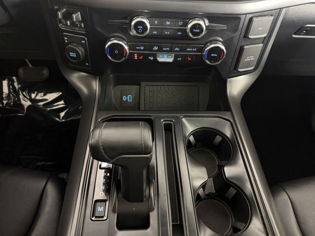 2024 Ford F-150 XLT 4WD w/Black Appearance SuperCrew Maumee OH
