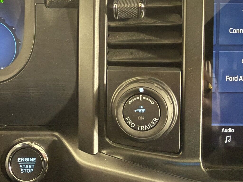 2024 Ford F-150 XLT 4WD w/Black Appearance SuperCrew Maumee OH