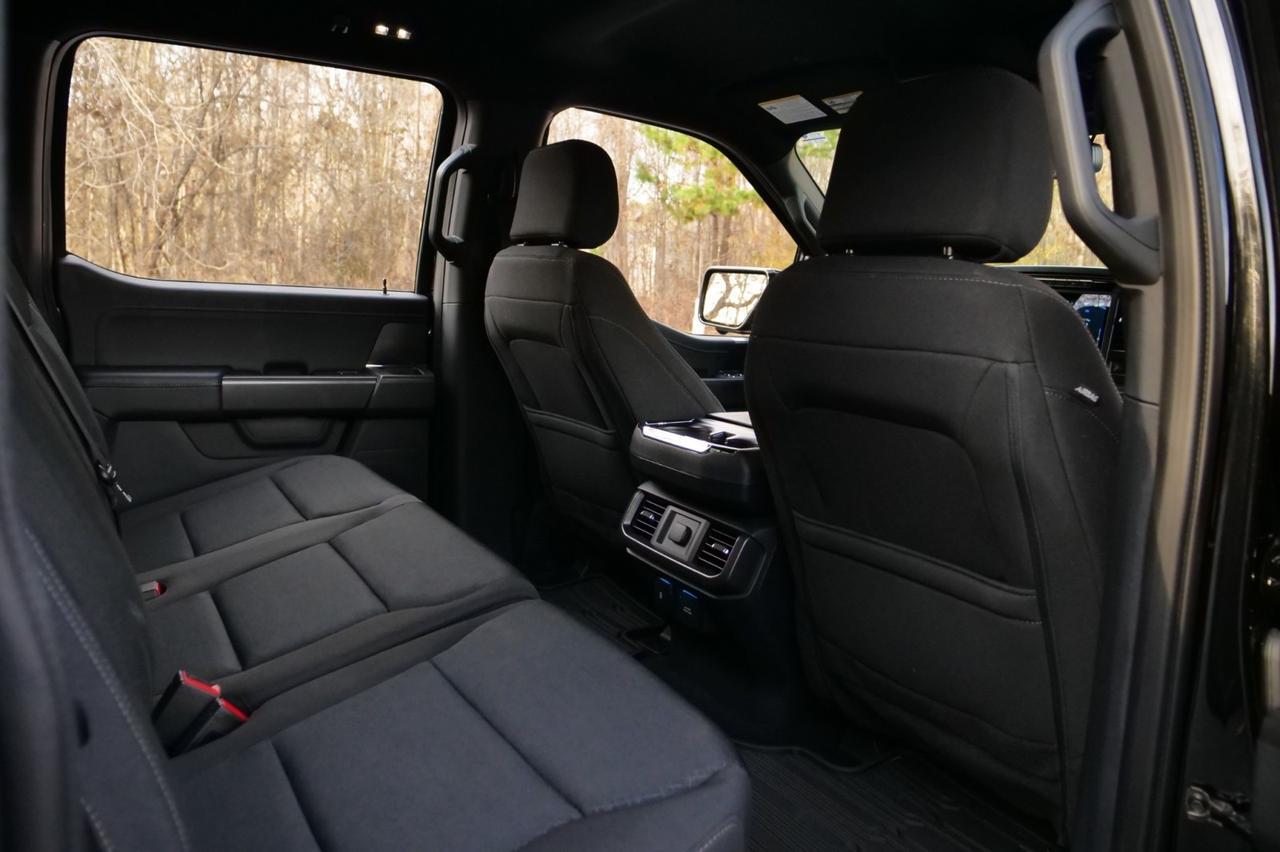 2024 Ford F-150 XLT 4X4 / Lowered / Borla Exhaust / UPGRADES / 5.0L V8! Lincolnton NC